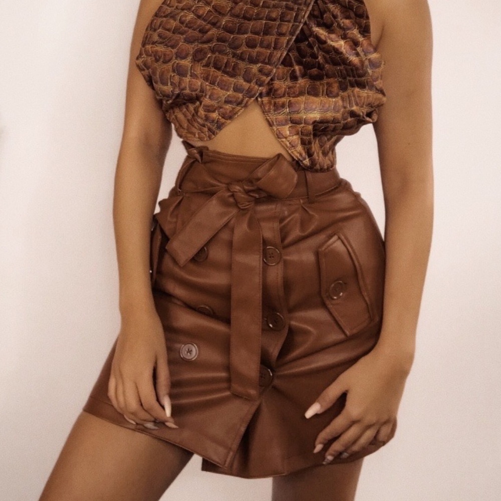 BRAND NEW SKIRT